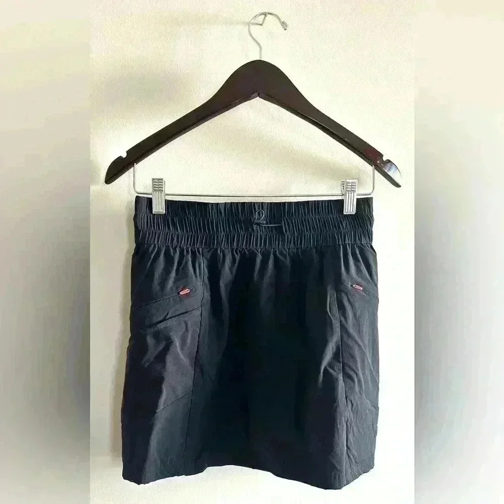 Women’s Wilson Multi Sport Skirt Size Medium Black High Waisted Elastic